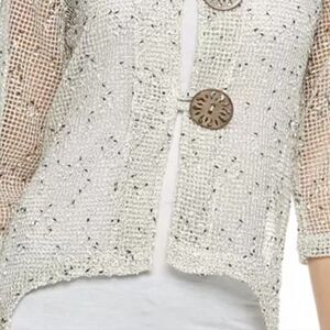 NEW Nina leonard cardigan big buttons. GORGEOUS!